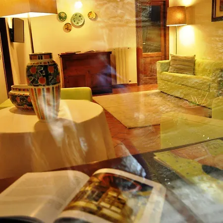 Casa Vacanze Vicolo Delle Rose Hotel *